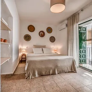 Encanto Bed & Breakfast